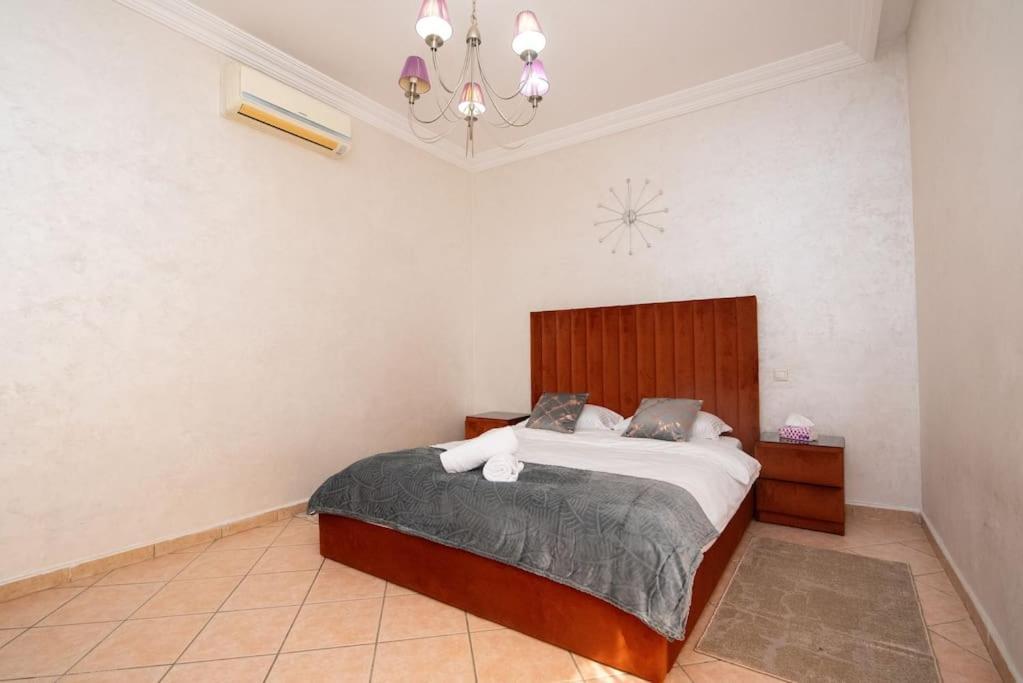 Appartement 2 Mins To & Attractions *