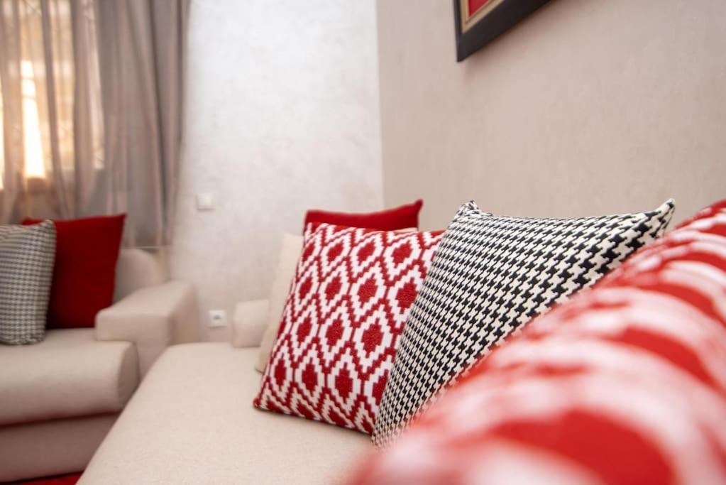 2 Mins To & Attractions Appartement *